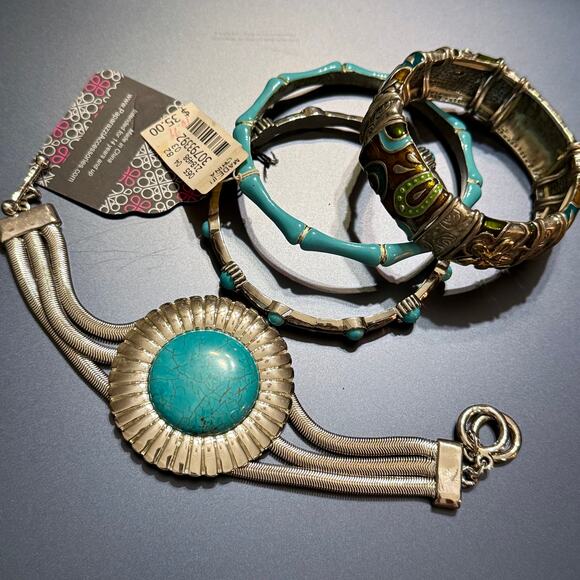 Bundle of Four Boho Blue Turquoise Silver Tone Bracelets - Picture 6 of 6